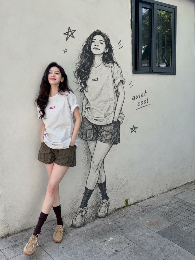 Mural Doppelgänger: Real Life Meets Hand-Drawn Counterpart · Example 1